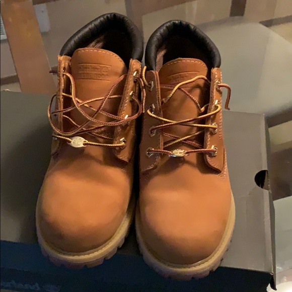 Women Timberland boots - Picture 3 of 3